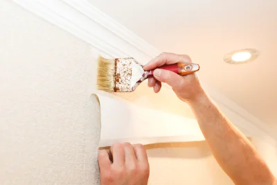 Pose de papier peint à Échenon — revêtements muraux et toiles de verre